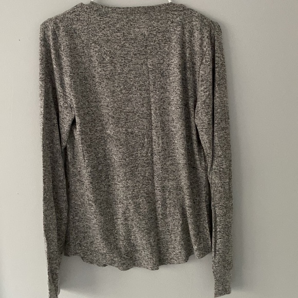 NWOT Victorias Secret PINK Lg Buttery soft marled gray long sleeve shirt - Picture 3 of 3
